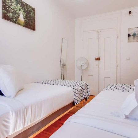 3 Bedroom Apartment In Baixa With River View Lisbon Exterior photo