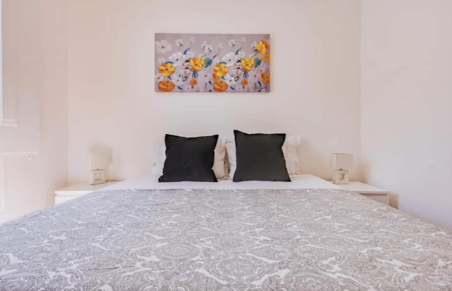 3 Bedroom Apartment In Baixa With River View Lisbon Exterior photo