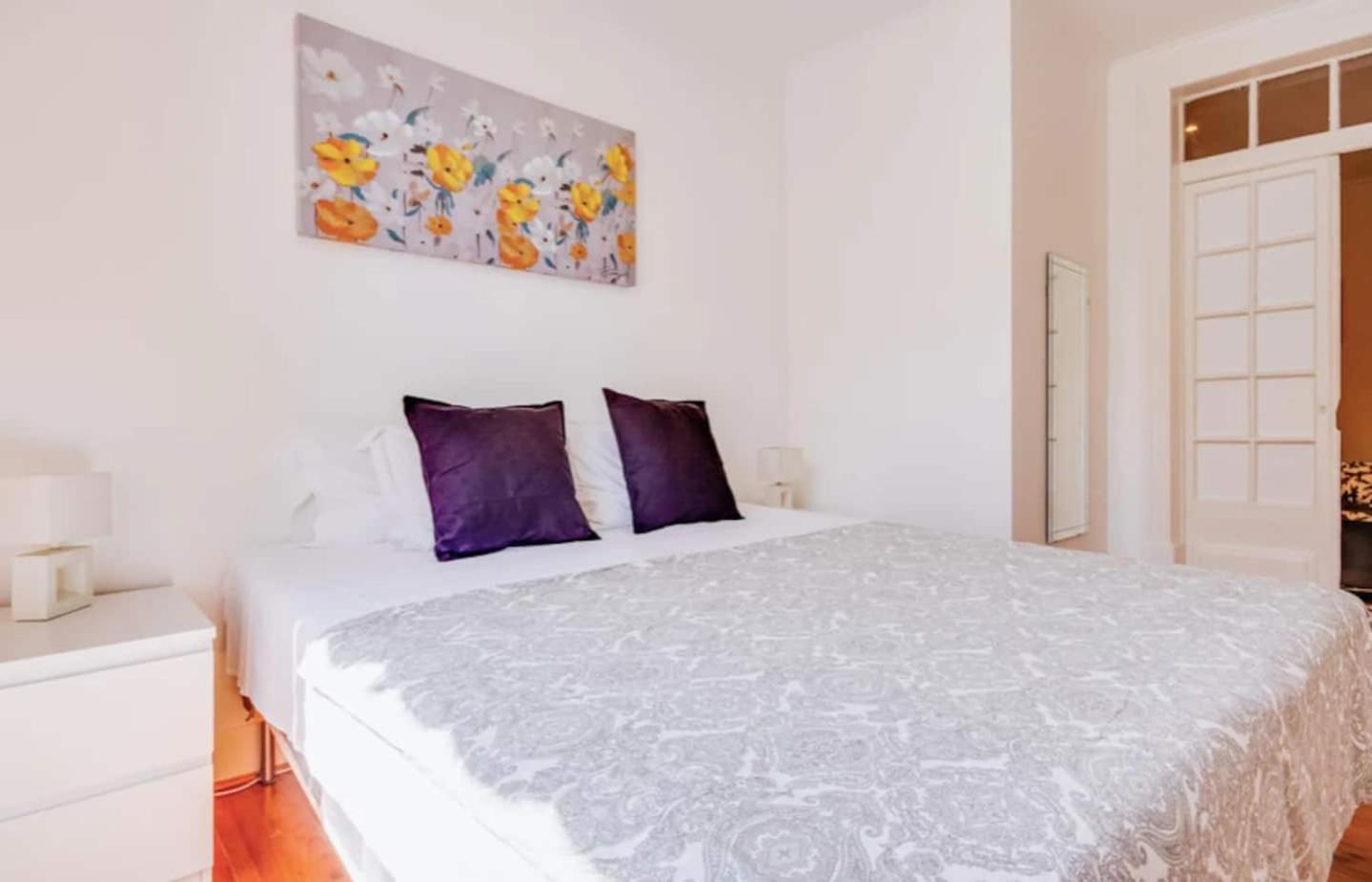 3 Bedroom Apartment In Baixa With River View Lisbon Exterior photo
