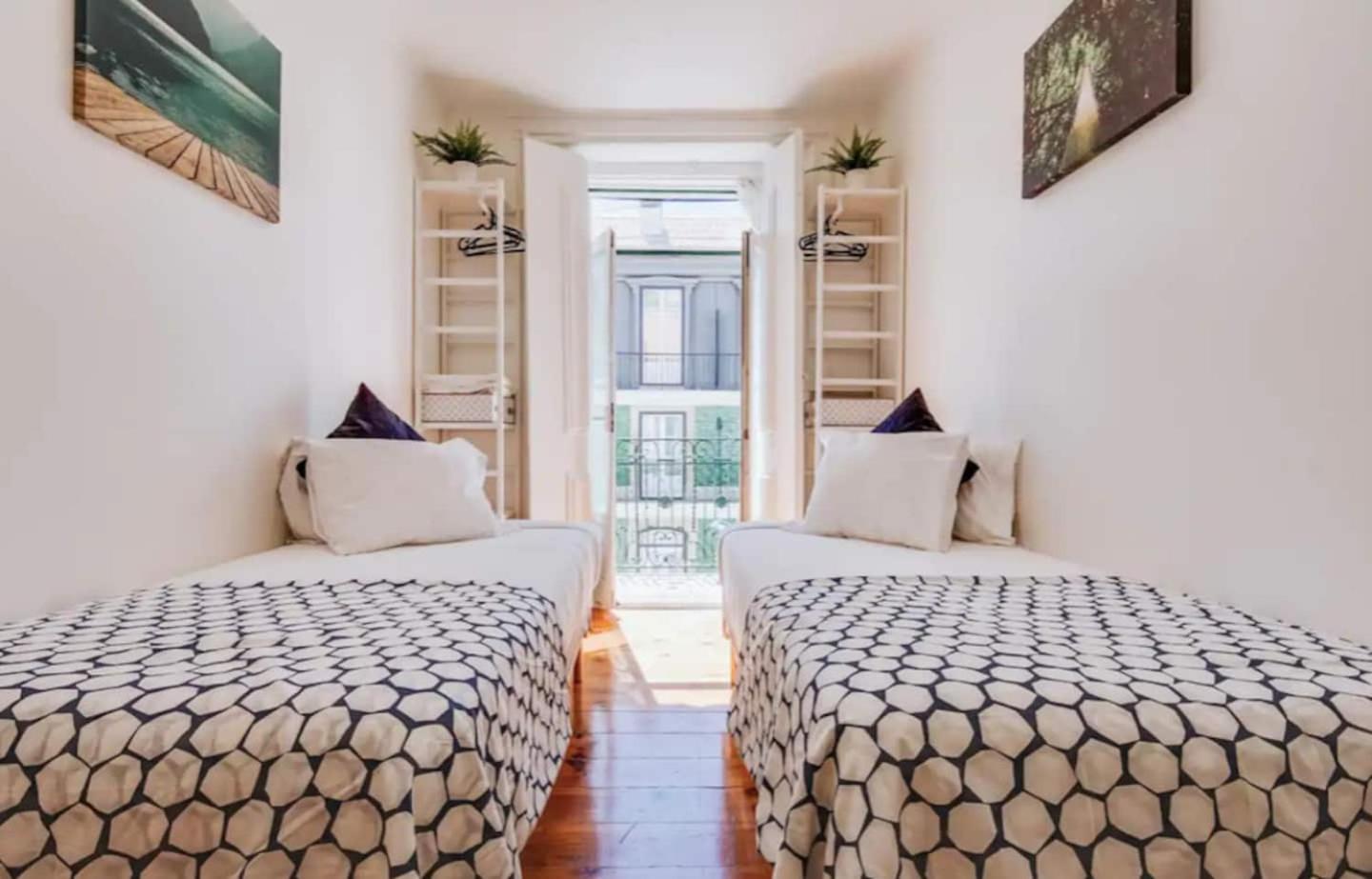 3 Bedroom Apartment In Baixa With River View Lisbon Exterior photo