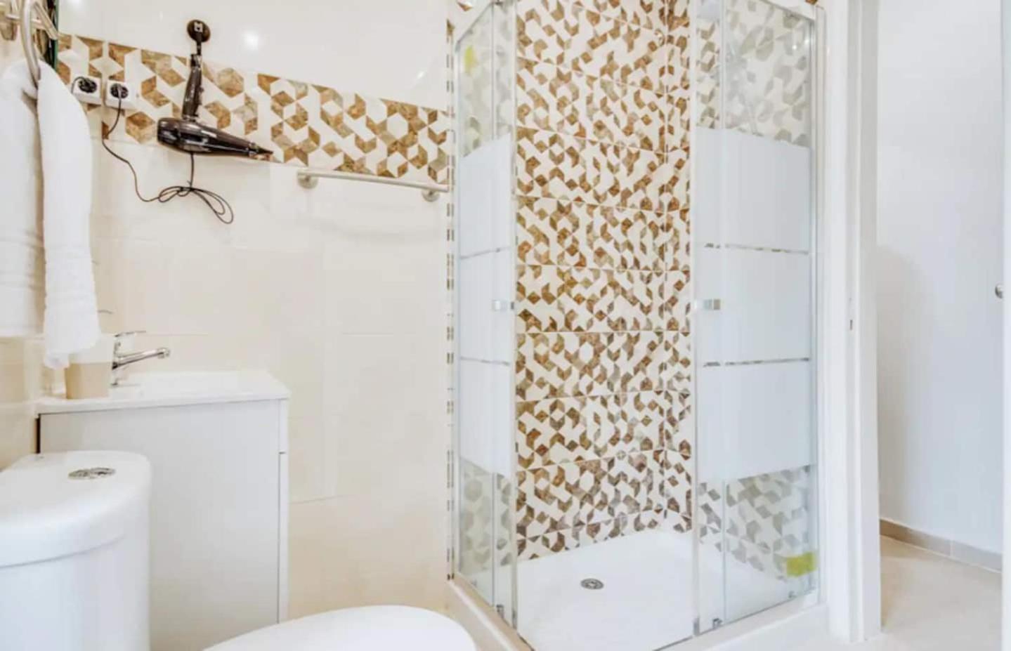 3 Bedroom Apartment In Baixa With River View Lisbon Exterior photo